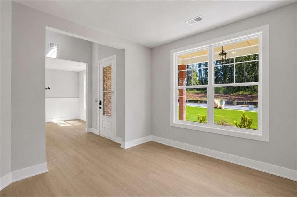 5 bedroom, 3 bathroom, 2,805 sq ft single family residence for sale at 112 Patillo Manor, Stockbridge, GA 30281 — photo 8