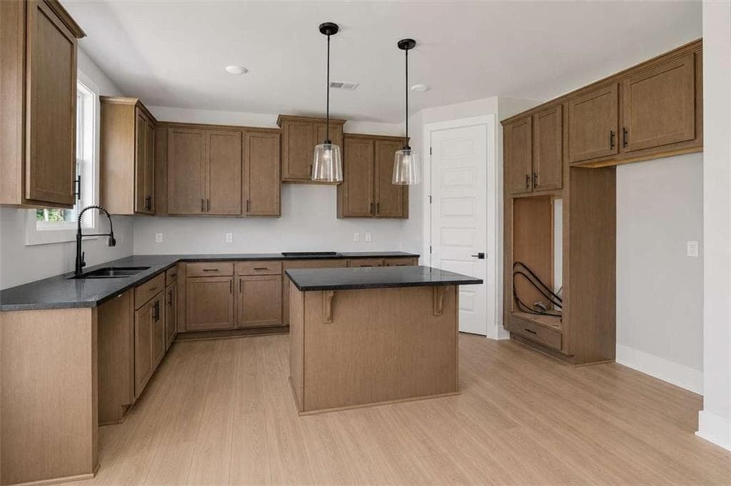 5 bedroom, 3 bathroom, 2,805 sq ft single family residence for sale at 112 Patillo Manor, Stockbridge, GA 30281 — photo 10