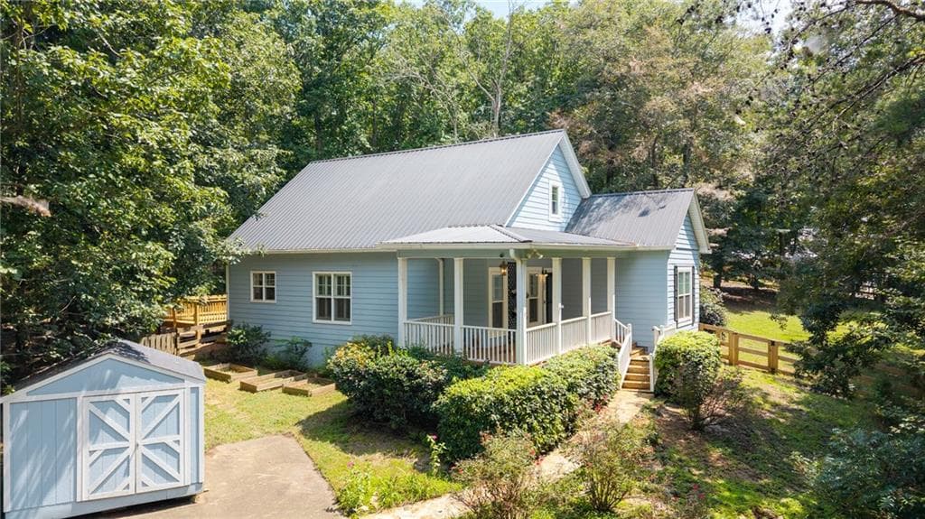 4 bedroom, 3 bathroom, 2,047 sq ft single family residence under contract at 95 Sable Court, Jasper, GA 30143