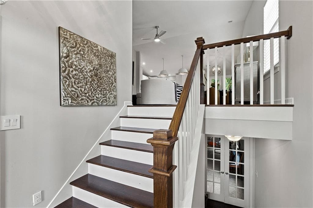 4 bedroom, 3 bathroom, 2,277 sq ft single family residence for sale at 2835 Dominion Walk Lane, Snellville, GA 30078 — photo 2