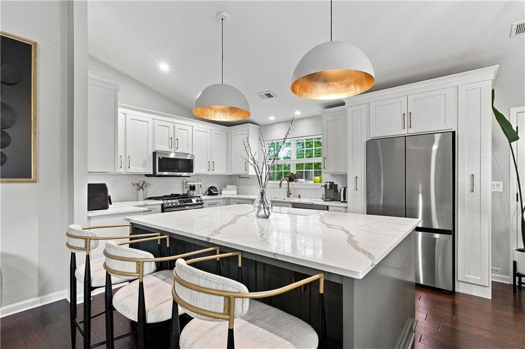 4 bedroom, 3 bathroom, 2,277 sq ft single family residence for sale at 2835 Dominion Walk Lane, Snellville, GA 30078 — photo 9