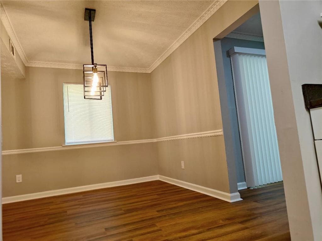 3 bedroom, 2 bathroom, 1,334 sq ft condominium for sale at 2394 Lawrenceville Highway A, Decatur, GA 30033 — photo 3