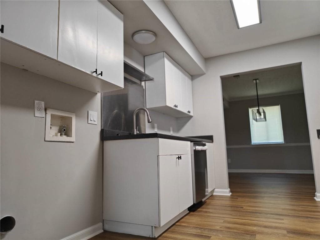 3 bedroom, 2 bathroom, 1,334 sq ft condominium for sale at 2394 Lawrenceville Highway A, Decatur, GA 30033 — photo 4