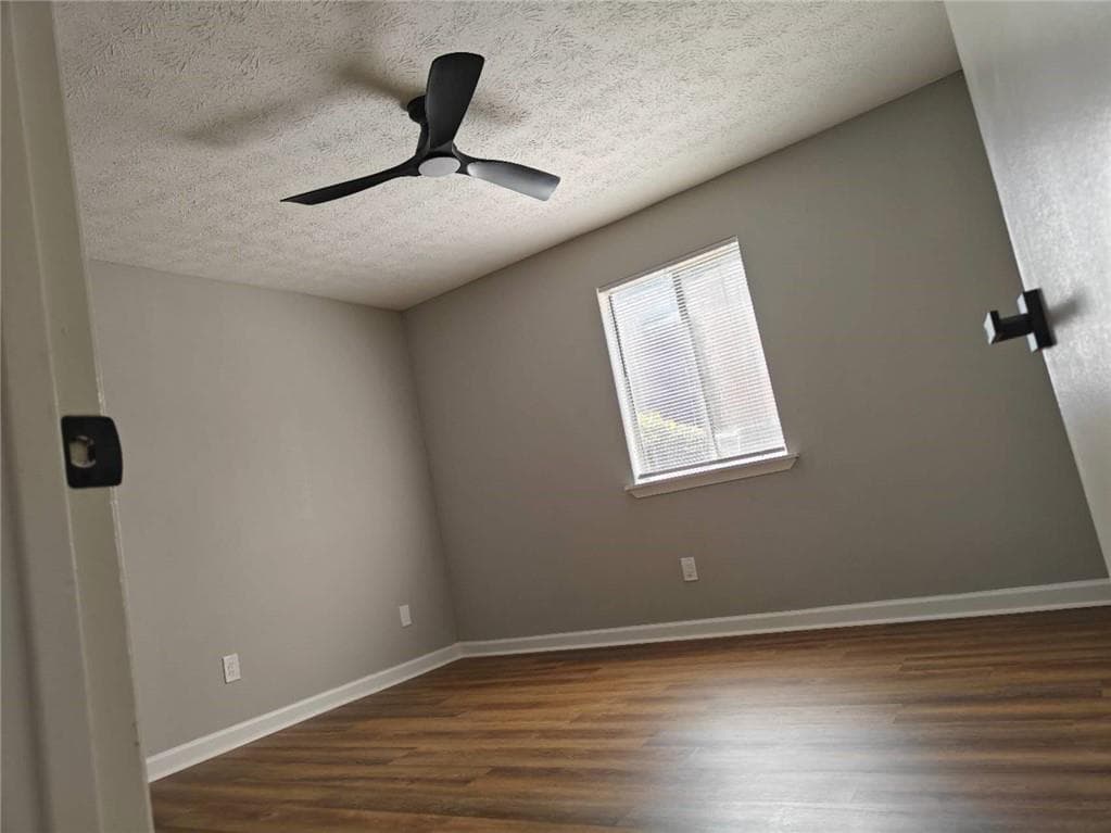 3 bedroom, 2 bathroom, 1,334 sq ft condominium for sale at 2394 Lawrenceville Highway A, Decatur, GA 30033 — photo 7