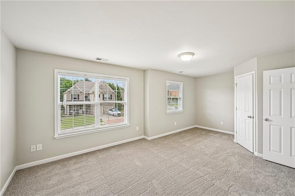 4 bedroom, 4 bathroom, 2,788 sq ft single family residence for sale at 4865 Silver Leaf Drive, Cumming, GA 30040 — photo 5