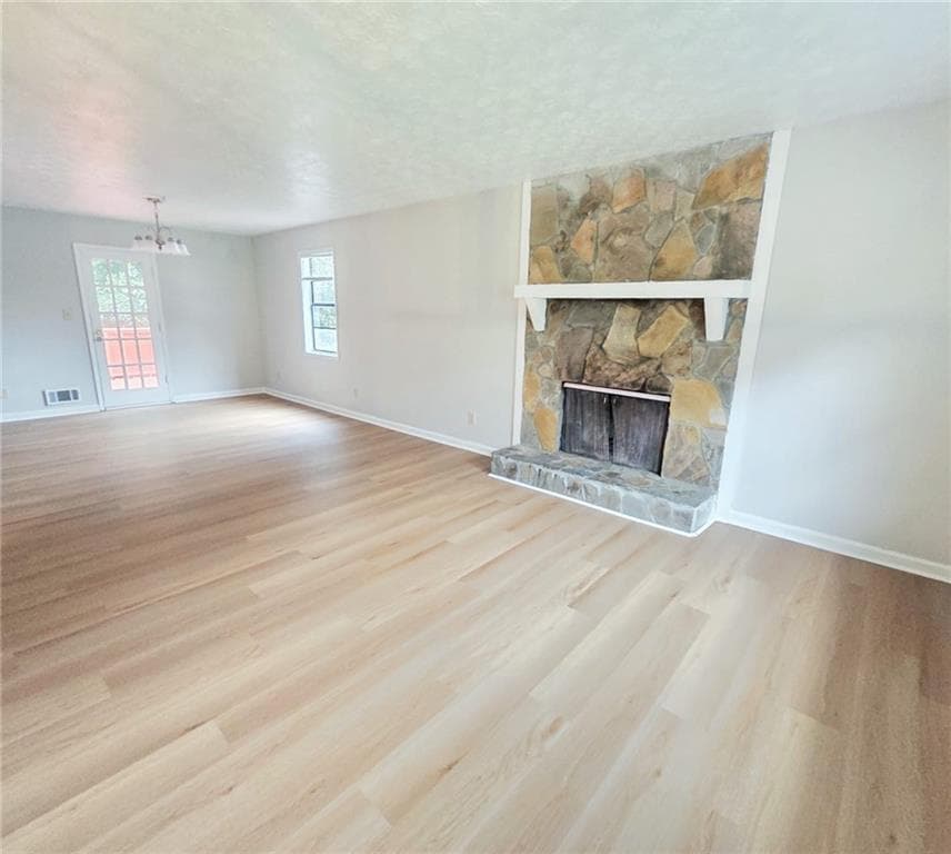 5 bedroom, 3 bathroom, 2,570 sq ft single family residence for sale at 2633 Seneca Trail, Duluth, GA 30096 — photo 7