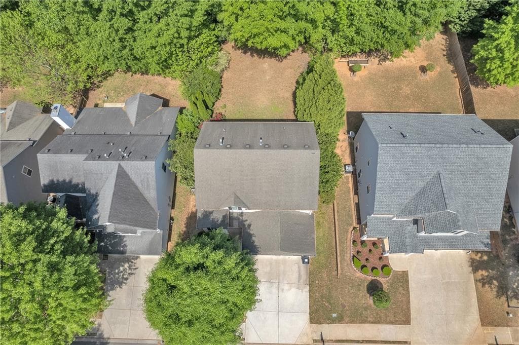 3 bedroom, 3 bathroom, 1,948 sq ft single family residence for sale at 3610 Darcy Court, Kennesaw, GA 30144 — photo 4