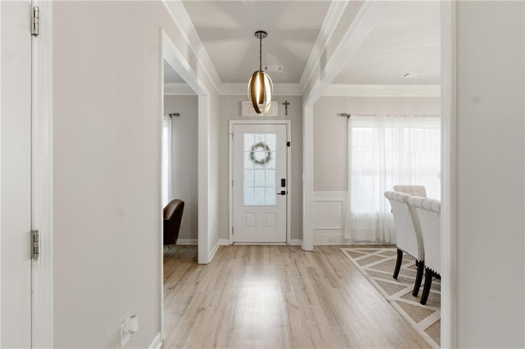 4 bedroom, 4 bathroom, 3,158 sq ft single family residence for sale at 106 Creekside Bluff Way, Auburn, GA 30011 — photo 10