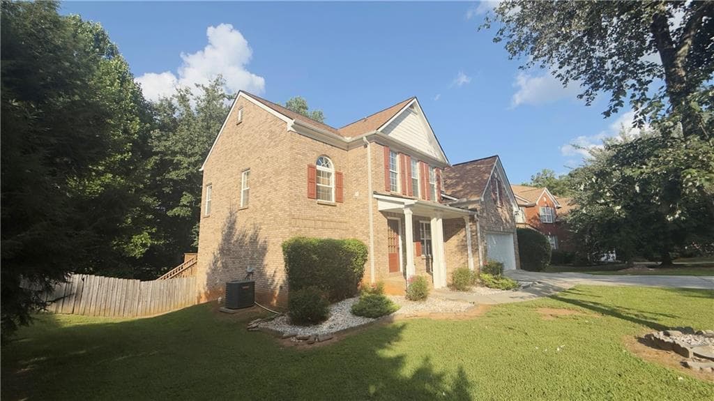 5 bedroom, 4 bathroom, 3,417 sq ft single family residence under contract at 1156 Chandler Way Drive, Lawrenceville, GA 30045 — photo 2