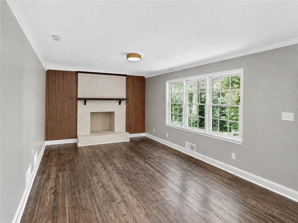4 bedroom, 3 bathroom, 2,163 sq ft single family residence for rent at 4521 S Roberts Drive, Buford, GA 30518 for $2,450 a month — photo 4