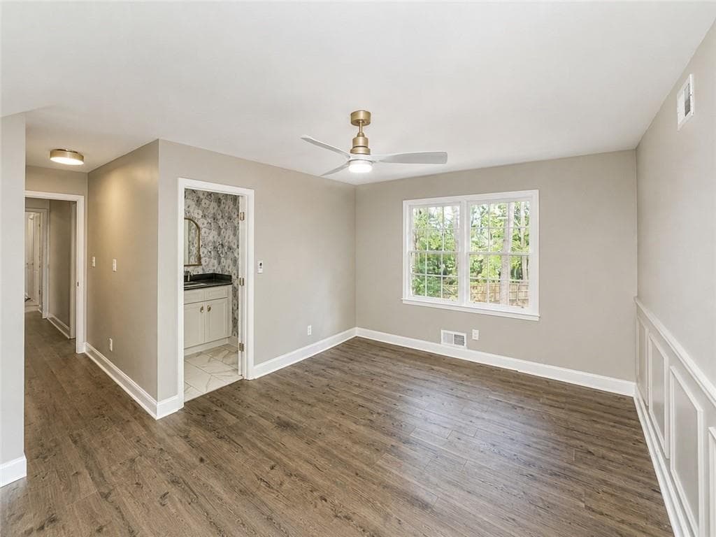 4 bedroom, 3 bathroom, 2,163 sq ft single family residence for rent at 4521 S Roberts Drive, Buford, GA 30518 for $2,450 a month — photo 8