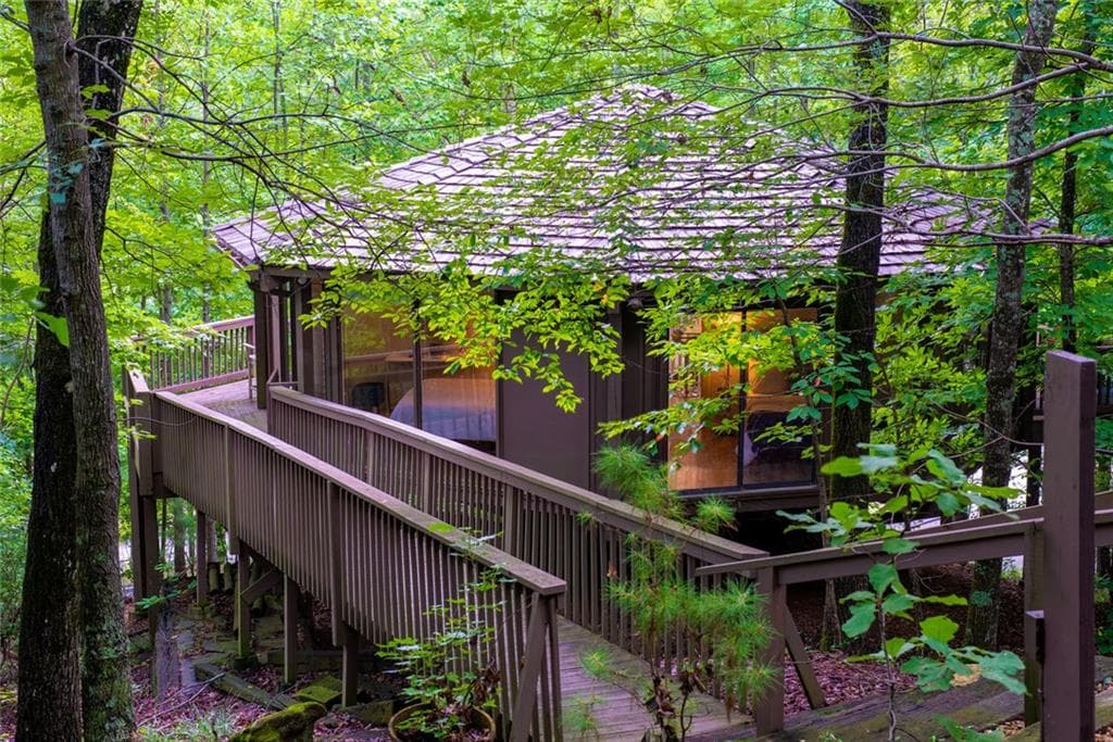 2 bedroom, 2 bathroom, 1,173 sq ft single family residence for sale at 40 Treetopper Lane, Jasper, GA 30143 — photo 2