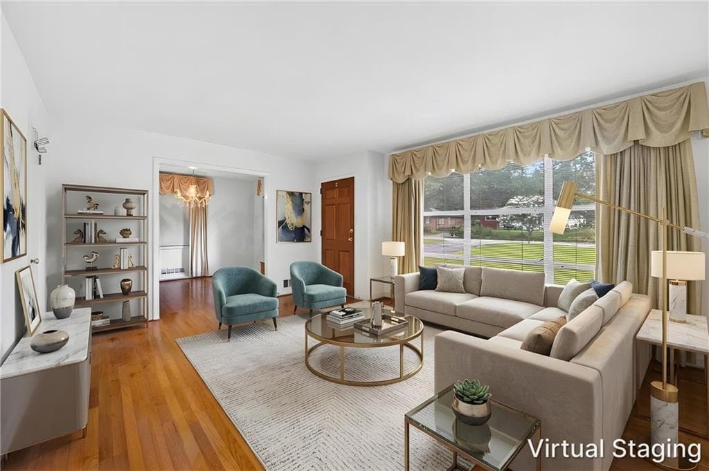 7 bedroom, 6 bathroom, 2,454 sq ft single family residence for sale at 3130 Stratford Arms Drive, Atlanta, GA 30341 — photo 3