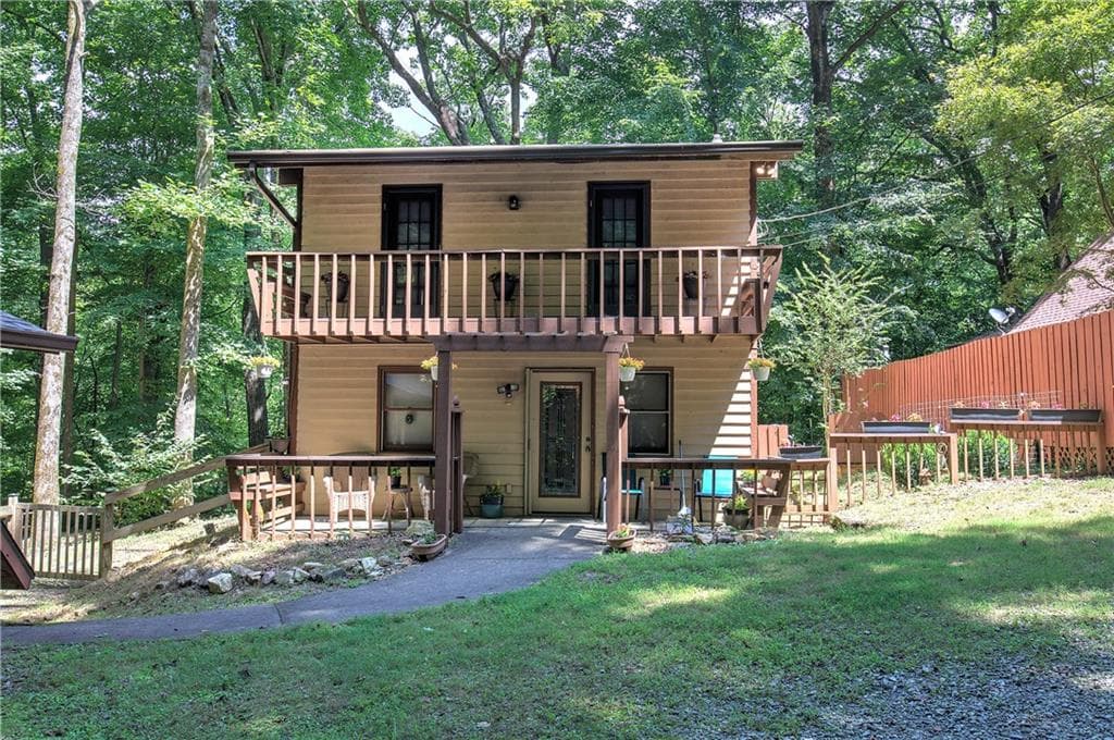 2 bedroom, 2 bathroom, 1,757 sq ft single family residence for sale at 581 Crippled Oak Trail, Jasper, GA 30143 — photo 2
