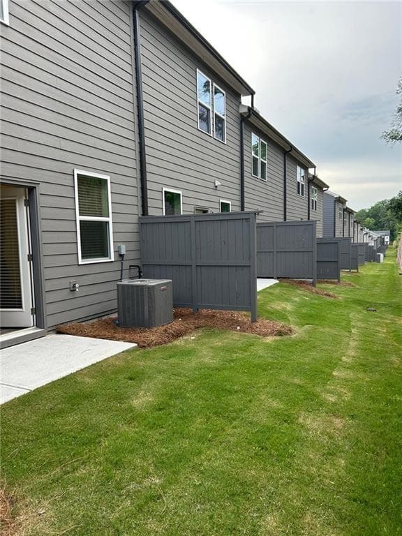 3 bedroom, 3 bathroom, 1,362 sq ft townhouse for rent at 1708 Gunnin Trace, Atlanta, GA 30318 for $2,600 a month — photo 4