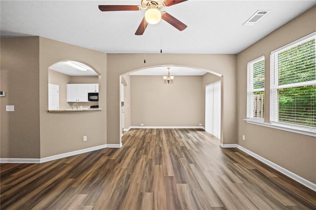 3 bedroom, 3 bathroom, 1,852 sq ft townhouse for rent at 1619 Park Brooke Circle 10, Marietta, GA 30008 for $2,300 a month — photo 6