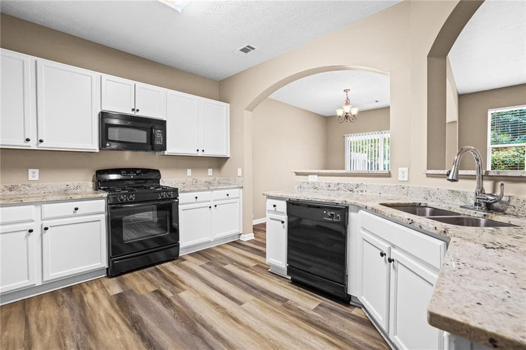 3 bedroom, 3 bathroom, 1,852 sq ft townhouse for rent at 1619 Park Brooke Circle 10, Marietta, GA 30008 for $2,300 a month — photo 8