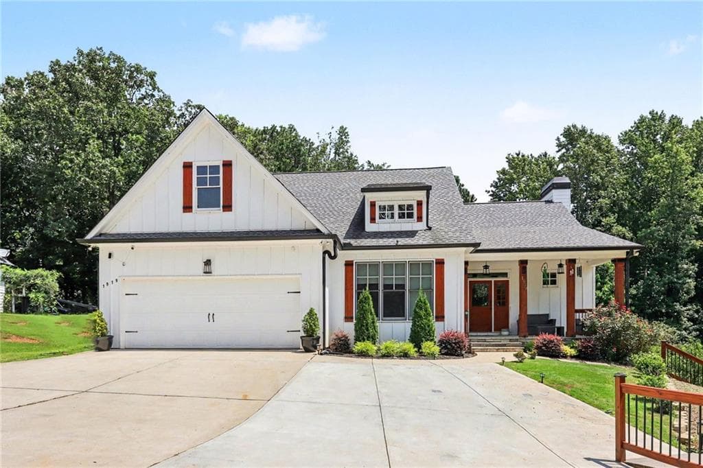 3 bedroom, 4 bathroom, 3,035 sq ft single family residence for sale at 1919 Pilgrim Mill Circle, Cumming, GA 30041 — photo 1 of 45