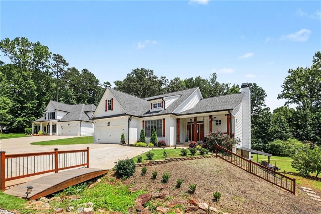 3 bedroom, 4 bathroom, 3,035 sq ft single family residence for sale at 1919 Pilgrim Mill Circle, Cumming, GA 30041 — photo 3