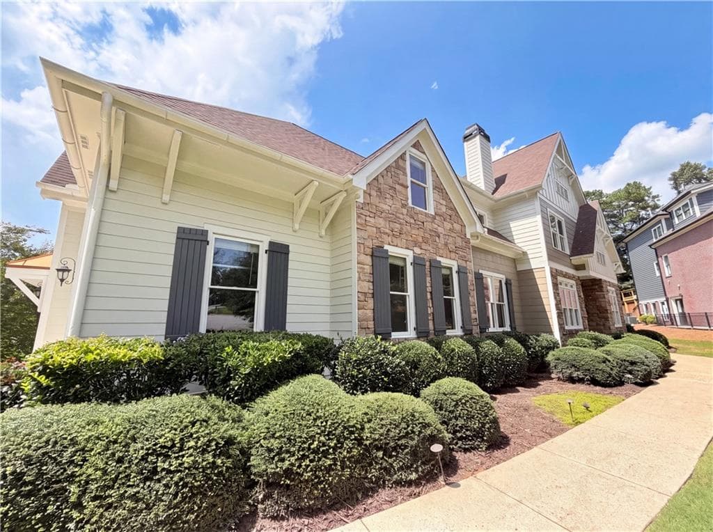 5 bedroom, 6 bathroom, 6,098 sq ft single family residence for sale at 2295 Venture Drive, Marietta, GA 30062 — photo 2