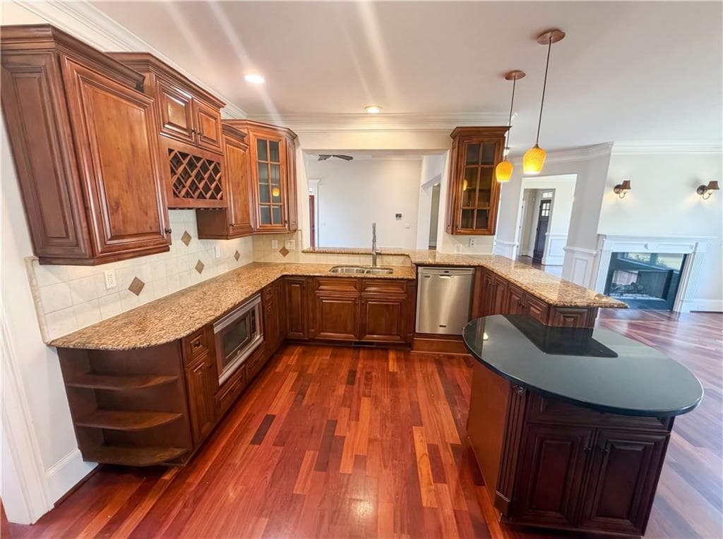 5 bedroom, 6 bathroom, 6,098 sq ft single family residence for sale at 2295 Venture Drive, Marietta, GA 30062 — photo 7