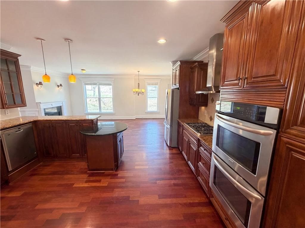 5 bedroom, 6 bathroom, 6,098 sq ft single family residence for sale at 2295 Venture Drive, Marietta, GA 30062 — photo 8