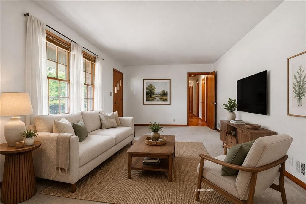 3 bedroom, 2 bathroom, 1,761 sq ft single family residence under contract at 4503 Raleigh Drive, Decatur, GA 30034 — photo 3