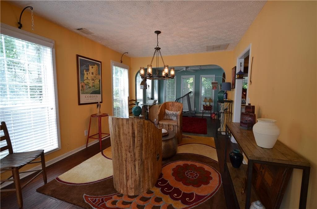 3 bedroom, 3 bathroom, 2,600 sq ft single family residence for sale at 2513 Baysridge Drive, Kennesaw, GA 30152 — photo 9