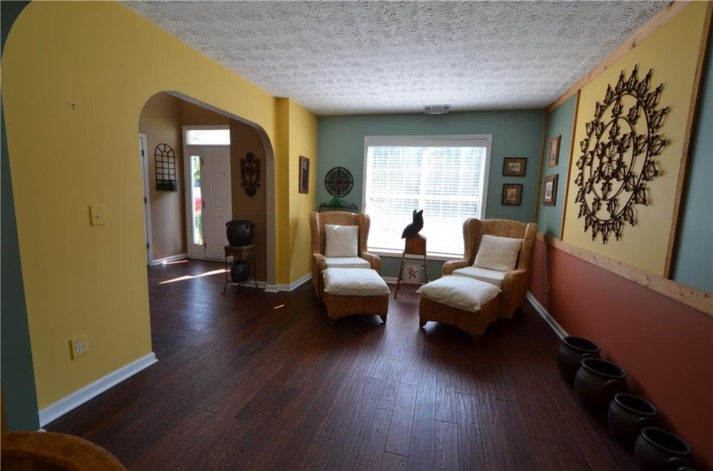 3 bedroom, 3 bathroom, 2,600 sq ft single family residence for sale at 2513 Baysridge Drive, Kennesaw, GA 30152 — photo 8