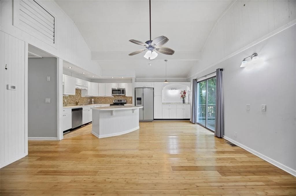2 bedroom, 2 bathroom, 1,040 sq ft single family residence for sale at 126 Silver Fox Drive, Dawsonville, GA 30534 — photo 8