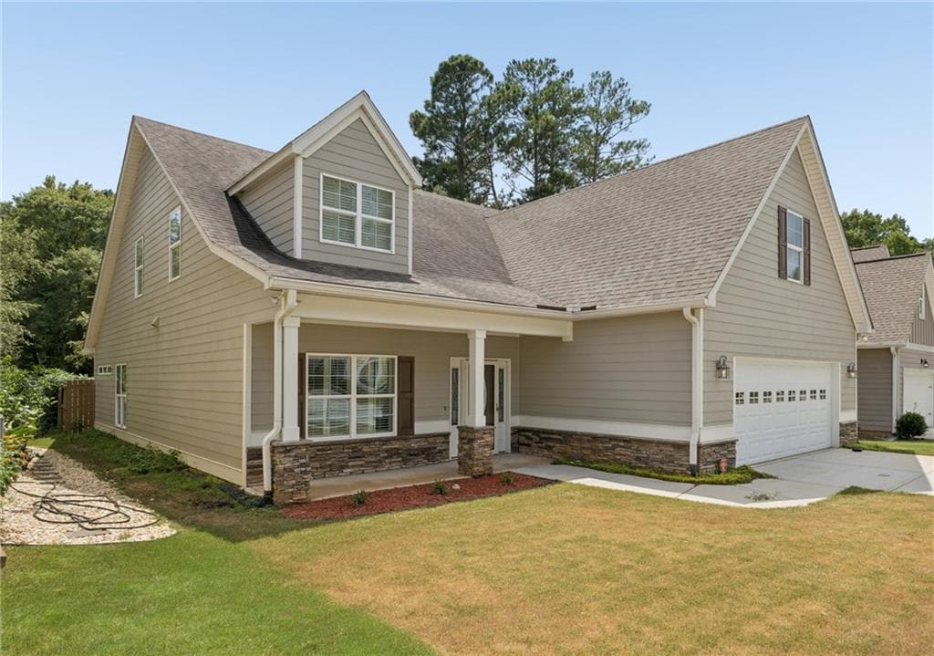 3 bedroom, 2 bathroom, 1,614 sq ft single family residence under contract at 495 Rabbits Run, Fayetteville, GA 30214 — photo 3