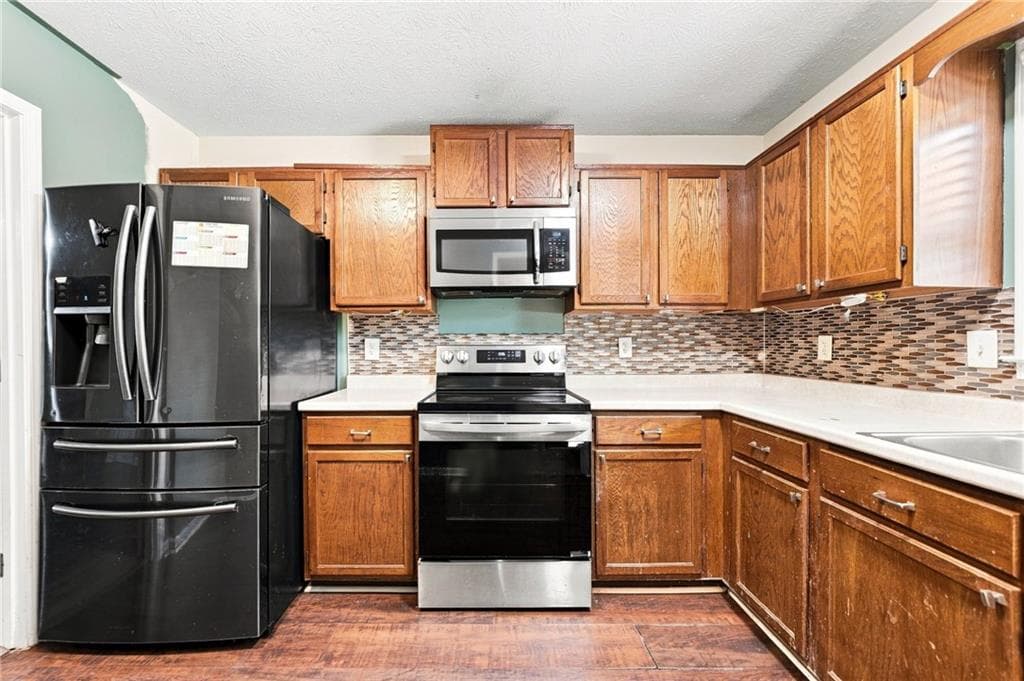 2 bedroom, 3 bathroom, 1,308 sq ft condominium for sale at 135 Sterling Court, Alpharetta, GA 30004 — photo 9
