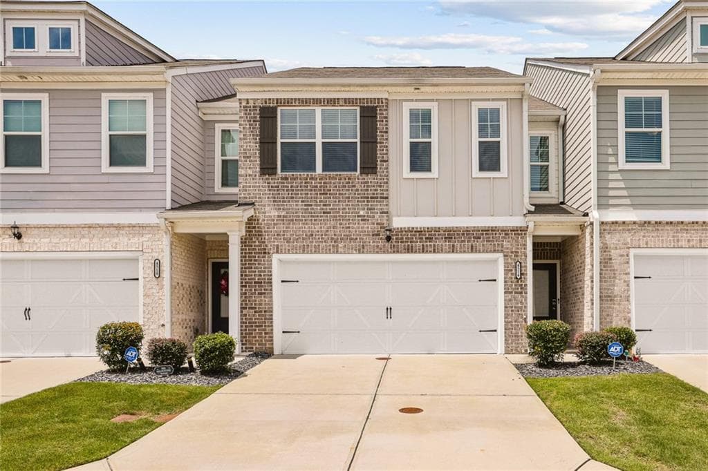 4 bedroom, 3 bathroom, 1,832 sq ft townhouse for rent at 4514 Fillmore Trail, Austell, GA 30106 for $2,400 a month
