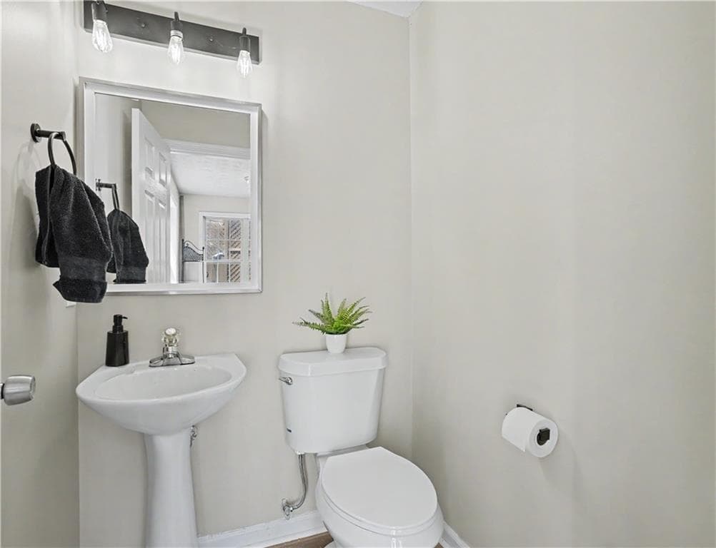 3 bedroom, 4 bathroom, 2,052 sq ft townhouse under contract at 67 Davis Mill Court, Lawrenceville, GA 30044 — photo 10