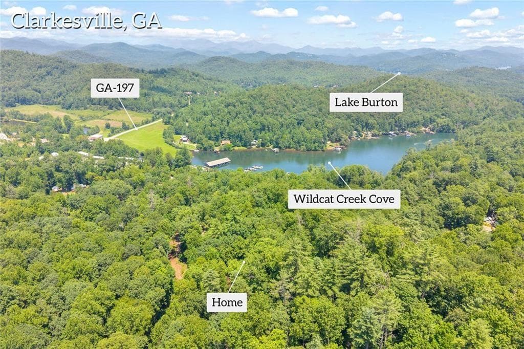 2 bedroom, 2 bathroom, 1,126 sq ft single family residence for sale at 185 Pope Dickson Lane, Clarkesville, GA 30523 — photo 2