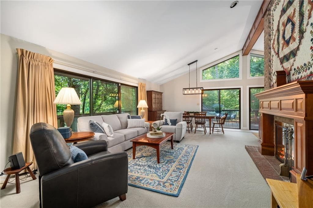 4 bedroom, 3 bathroom, 2,832 sq ft single family residence for sale at 910 Freemanwood Lane, Milton, GA 30004 — photo 6