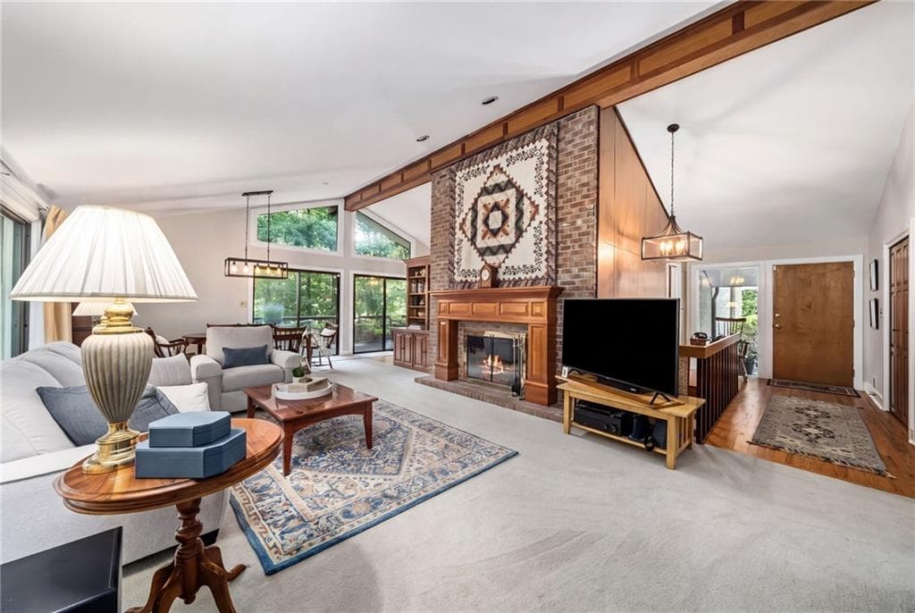 4 bedroom, 3 bathroom, 2,832 sq ft single family residence for sale at 910 Freemanwood Lane, Milton, GA 30004 — photo 7