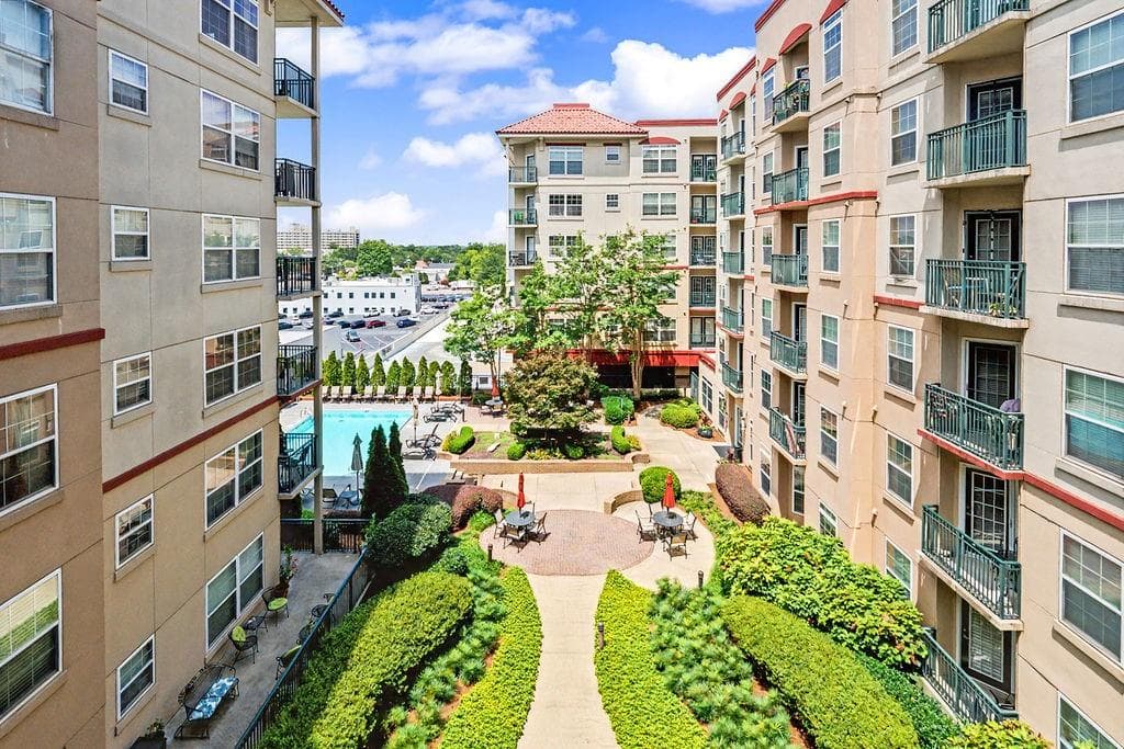 2 bedroom, 2 bathroom, 1,142 sq ft condominium for sale at 230 E Ponce De Leon Avenue 409, Decatur, GA 30030