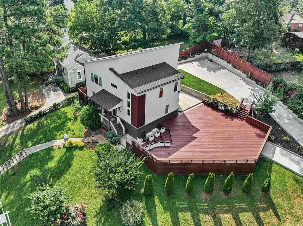 4 bedroom, 4 bathroom, 2,614 sq ft single family residence for sale at 2045 Glenwood Avenue, Atlanta, GA 30316 — photo 4