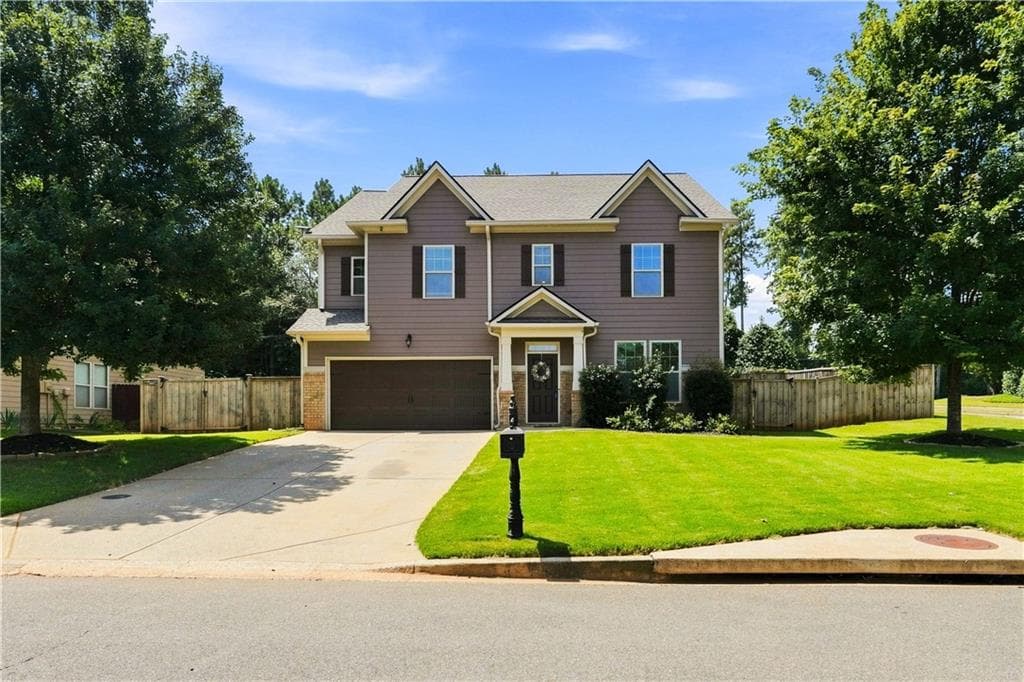 4 bedroom, 3 bathroom, 2,932 sq ft single family residence for sale at 2710 Evan Manor Lane, Cumming, GA 30041