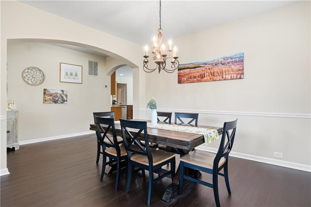 4 bedroom, 3 bathroom, 2,932 sq ft single family residence for sale at 2710 Evan Manor Lane, Cumming, GA 30041 — photo 10