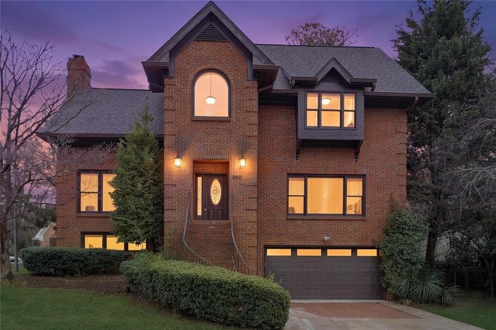 4 bedroom, 4 bathroom, 4,558 sq ft single family residence for sale at 2441 Kings Court, Atlanta, GA 30345 — photo 3
