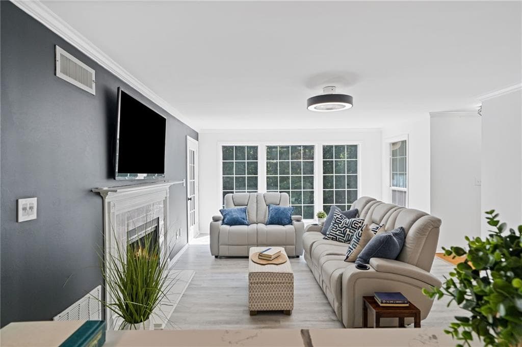 2 bedroom, 2 bathroom, 1,342 sq ft condominium for sale at 709 Berkeley Woods Drive, Duluth, GA 30096 — photo 2