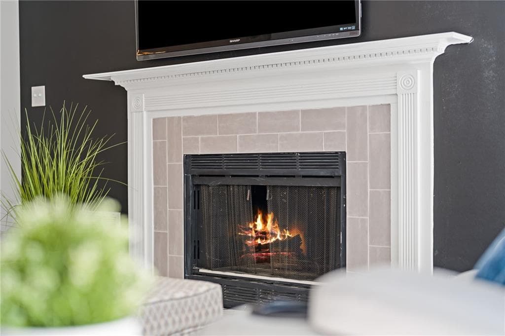 2 bedroom, 2 bathroom, 1,342 sq ft condominium for sale at 709 Berkeley Woods Drive, Duluth, GA 30096 — photo 3