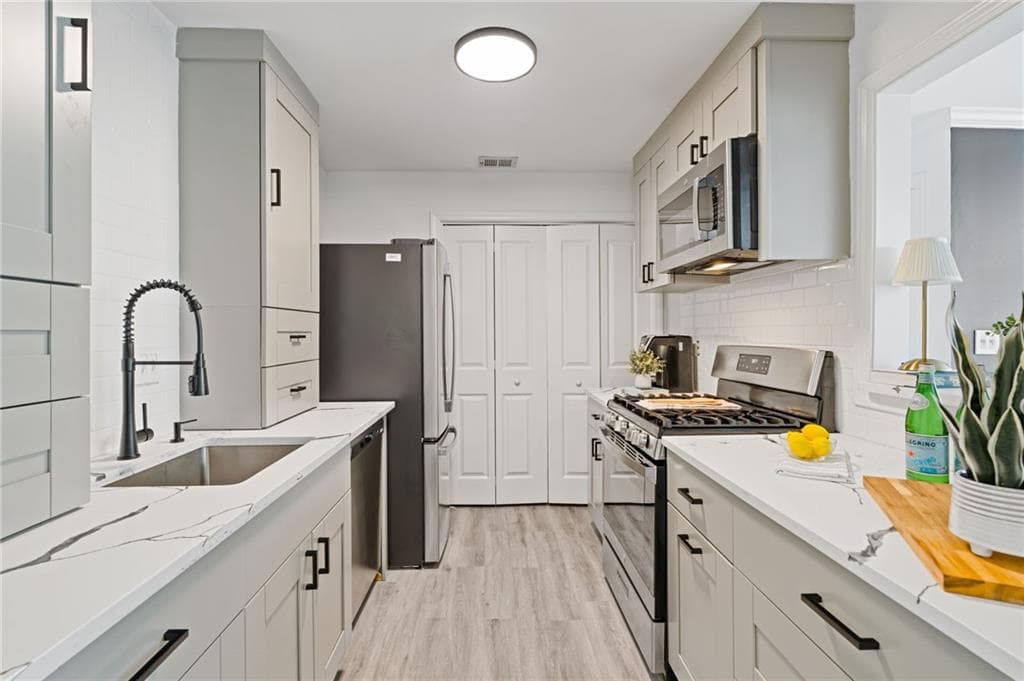 2 bedroom, 2 bathroom, 1,342 sq ft condominium for sale at 709 Berkeley Woods Drive, Duluth, GA 30096 — photo 10