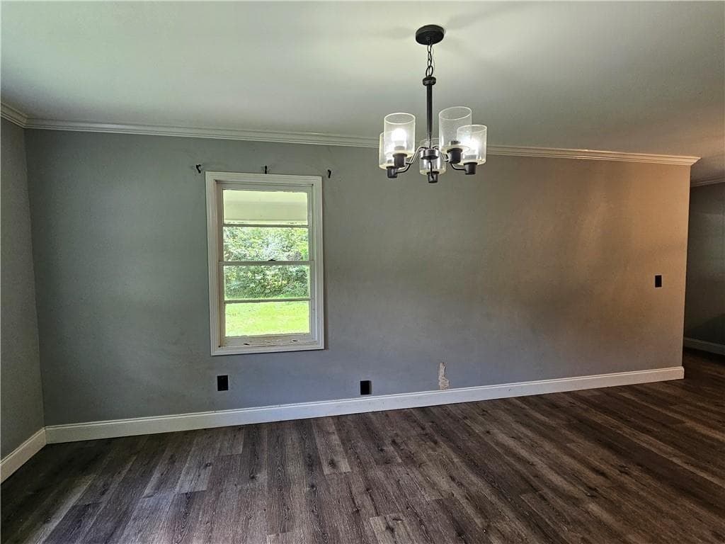 3 bedroom, 1 bathroom, 1,313 sq ft single family residence for sale at 1572 Sugar Valley Road, Calhoun, GA 30701 — photo 4