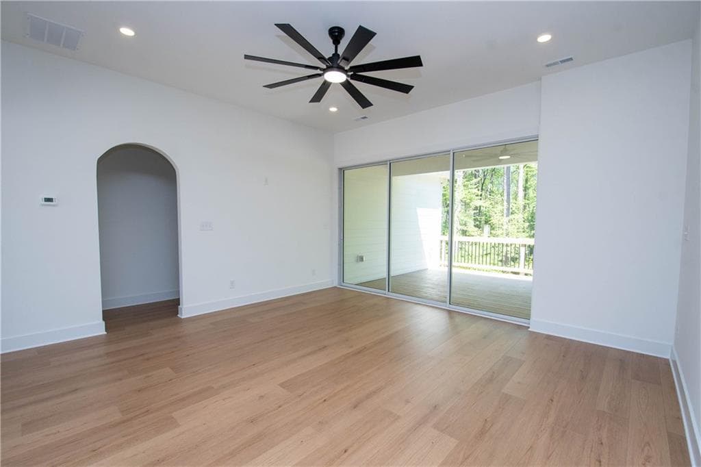 3 bedroom, 2 bathroom, 2,024 sq ft single family residence for sale at 680 Ponderosa, Fayetteville, GA 30214 — photo 4