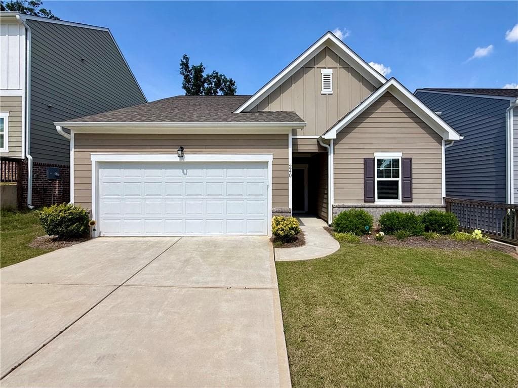 4 bedroom, 2 bathroom, 1,844 sq ft home for sale at 240 Hyde Park, Winder, GA
