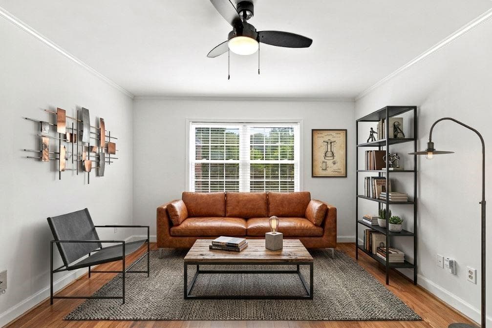 2 bedroom, 1 bathroom, 840 sq ft condominium for sale at 560 Goldsboro Road B, Atlanta, GA 30307 — photo 1 of 42