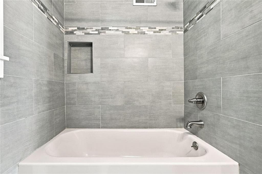 2 bedroom, 1 bathroom, 840 sq ft condominium for sale at 560 Goldsboro Road B, Atlanta, GA 30307 — photo 10